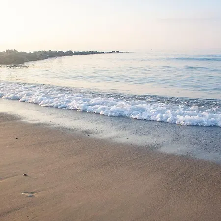 Beach Larnaca Villa *